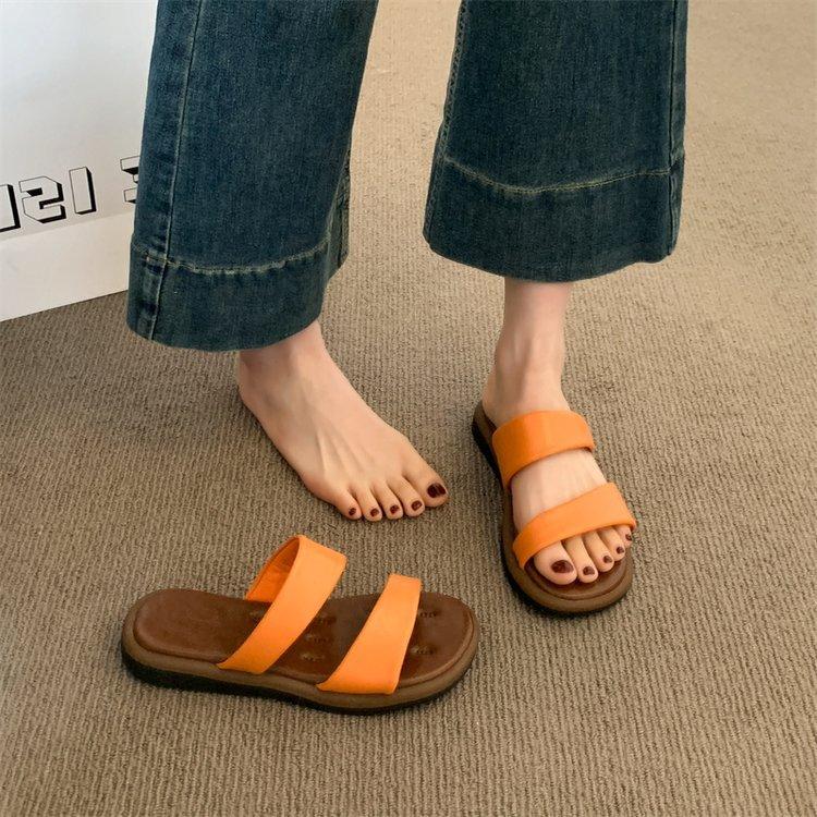 2025 New Fashion Slippers Women's Summer Wear Soft-soled Beach Shoes Step On Shit Feeling One-word Drag Beach Cool Slippers