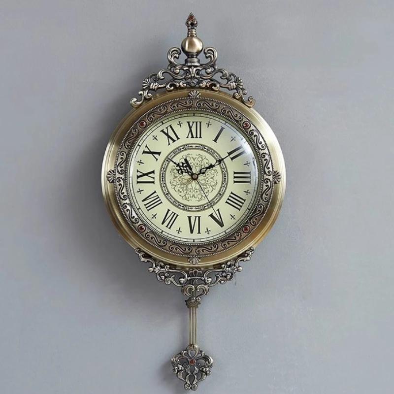 European Aesthetic Wall Clock Art Design Living Room Retro Clock Wall Hanging Light Luxury Reloj De Pared Home Decorations