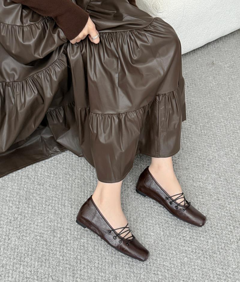 

Satin ballet single shoes women s summer 2025 new retro shallow mouth flat bottom cross strap Mary Jane shoes 39 темно-коричневого