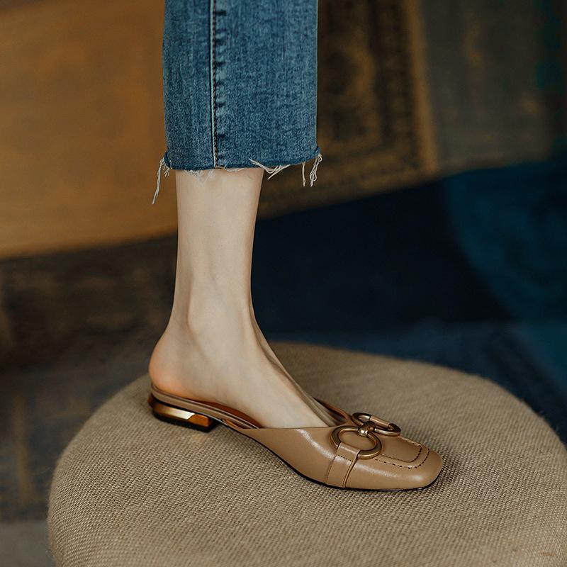 Baotou Half Slippers Women's Summer Outer Wear Fashion 2025 New Horse Buckle Square Head Lazy Flat Muller Shoes
