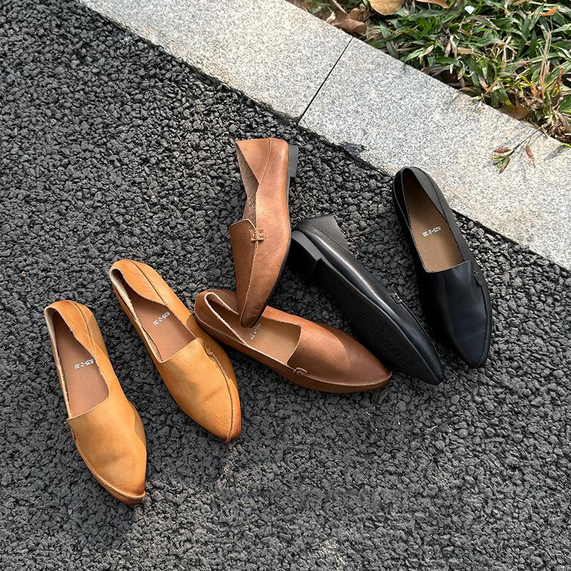 Johnature Retro Women Genuine Leather Pointed Toe Flats Shoes Handmade Shallow Soft Sole Solid Color Slip-on Shoes