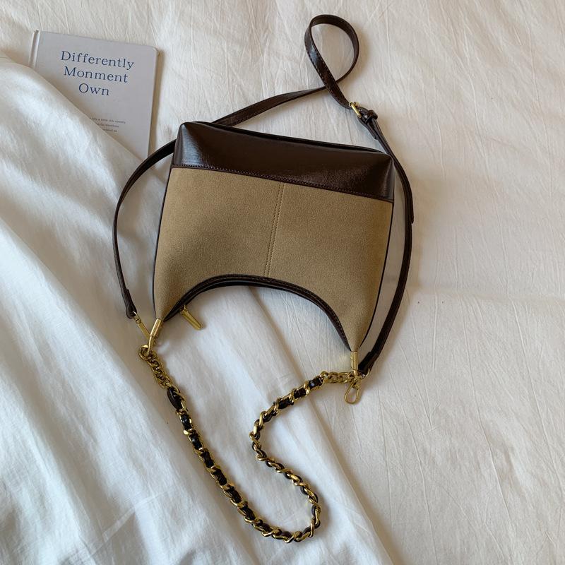 Autumn and Winter Large-capacity Bag Women's 2025 New Suede Retro Shoulder Underarm Bag Simple Casual Portable Bucket Bag