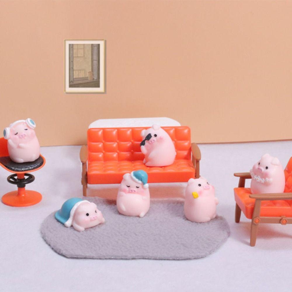 Miniatures Animal Cartoon Piggy Car Ornaments  Car Interior Supplies