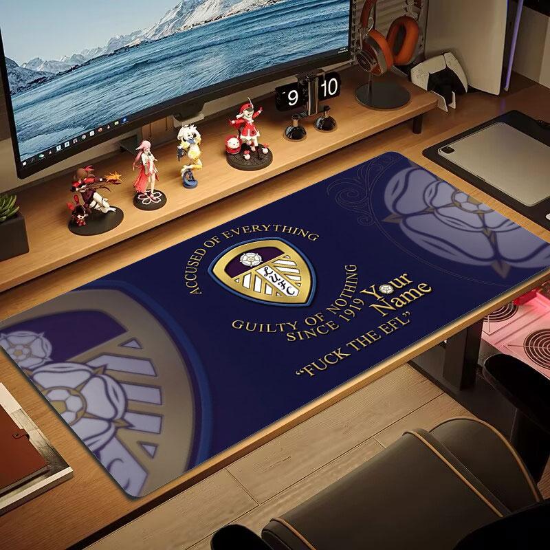 Leeds United Benutzerdefinierter Name Große Größe Mauspads Große Gaming-Tischunterlage Rutschfest für Laptop Tablet Großes Mauspads XXL Matte Mini-PC-Spielmatte Mit Verriegeltem Rand
