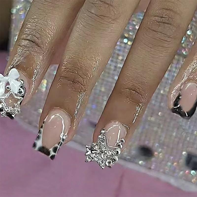 24PCS 3D Metallic Star with Rhinestone Short Square False Nails Black French Simple Bowknot Fake Nails Sweet Cool Nails Press On