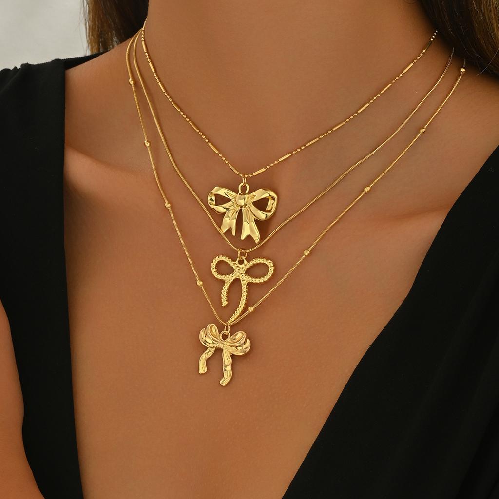 2025 new geometric style women's necklace niche bow design versatile collarbone chain multi-piece set