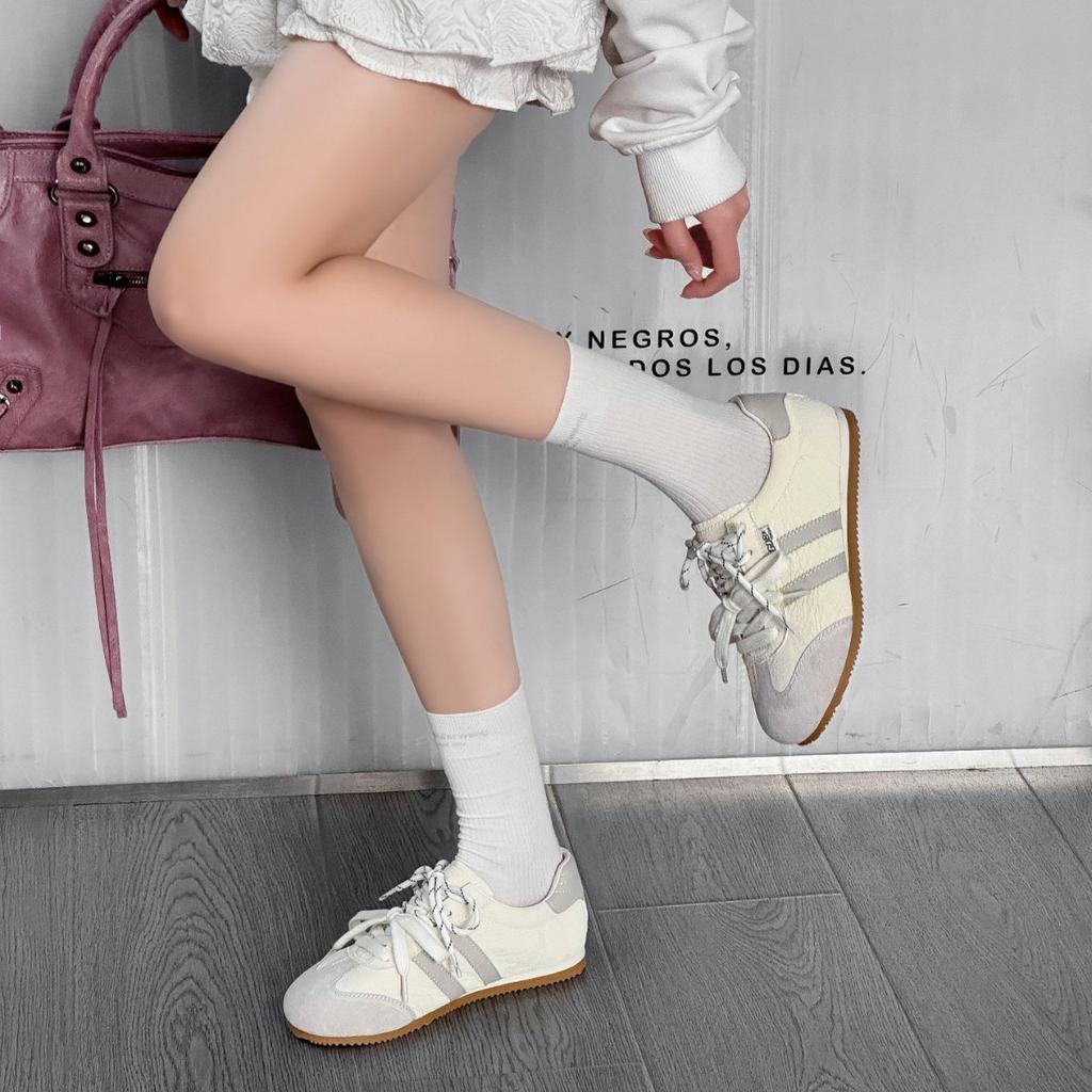 Leather German training shoes women's 2025 spring new flat-bottomed casual board shoes sports shoes versatile soft-soled comfortable little white sh