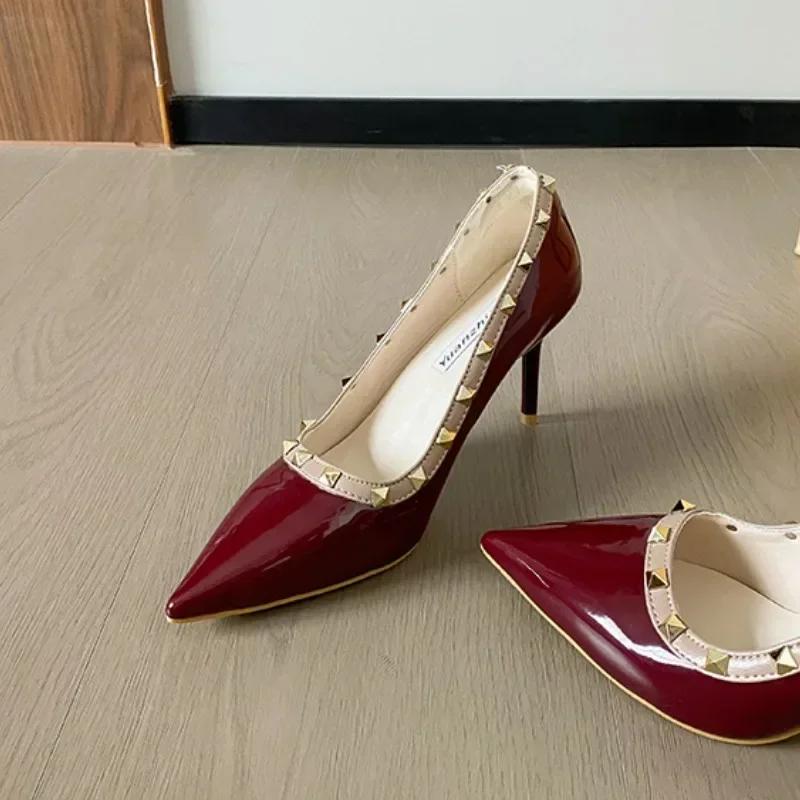 Fashion Sexy Pointed Toe Women's Soft Leather Pumps Autumn New Thin High Heels 2025 Latest Rivet Design Dress Shoes Big Size