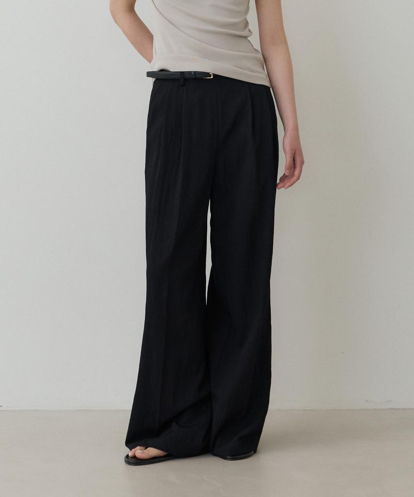 TOWAV Kaia Tuck Slacks_Black