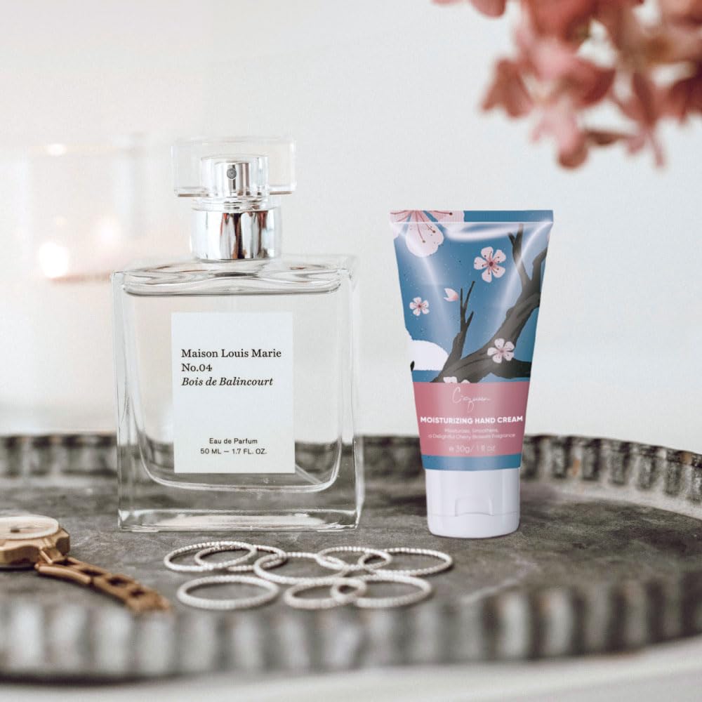 Sequeen Moisturizing Hand Avocado Scent Cream, (30g)