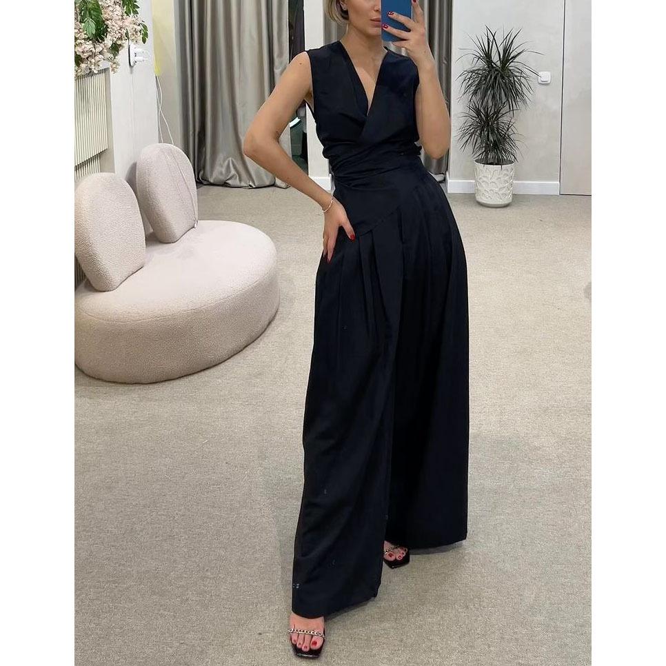 

Sexy Women s Deep V-Neck Sleeveless Ruched Bodycon Jumpsuit - Solid Color Small