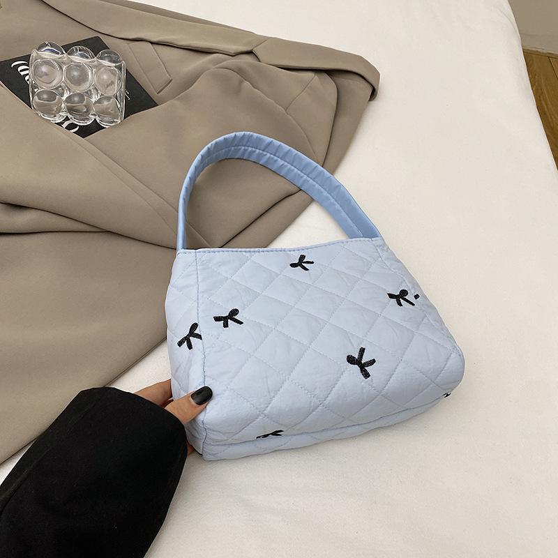 

Casual and lightweight rhombus cloth bag women s 2025 new autumn and winter cotton bag going to work shoulder bag bucket bag синий