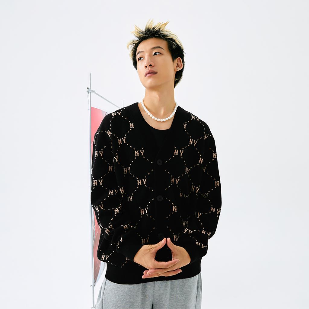 New MLB MONOGRAM Collection New York Yankees FW24 Knitwear Unisex Black 3AKCM0144-50BKS