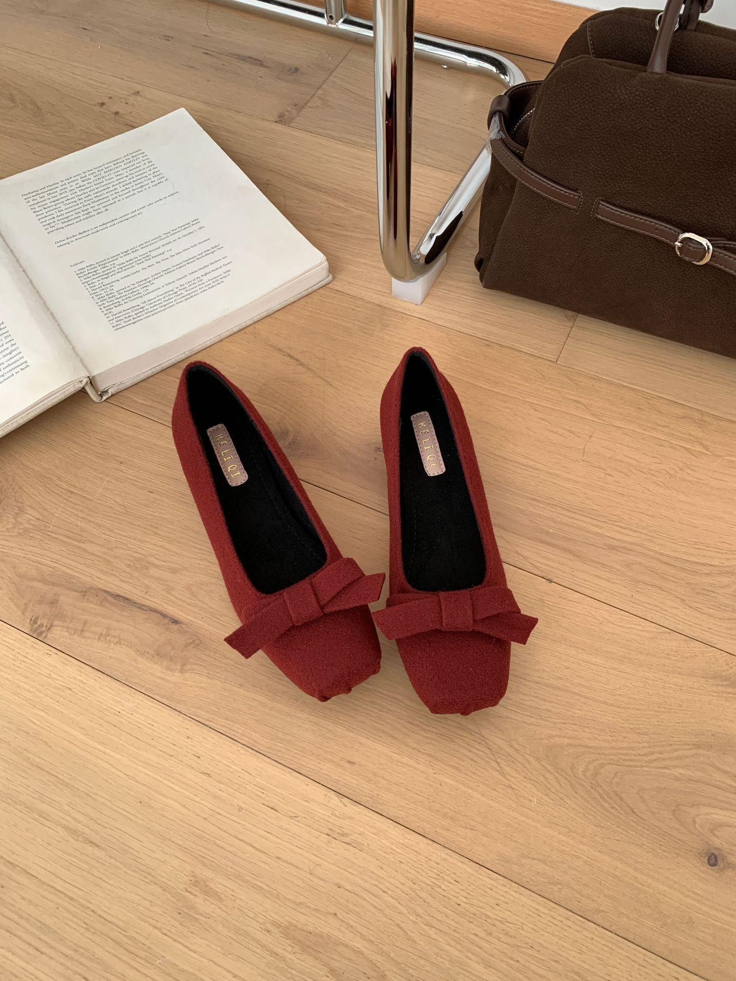 

Coarse heel French bow square head Mary Jane single shoes women s 2025 autumn and winter new velvet cotton shoes 39 червоний