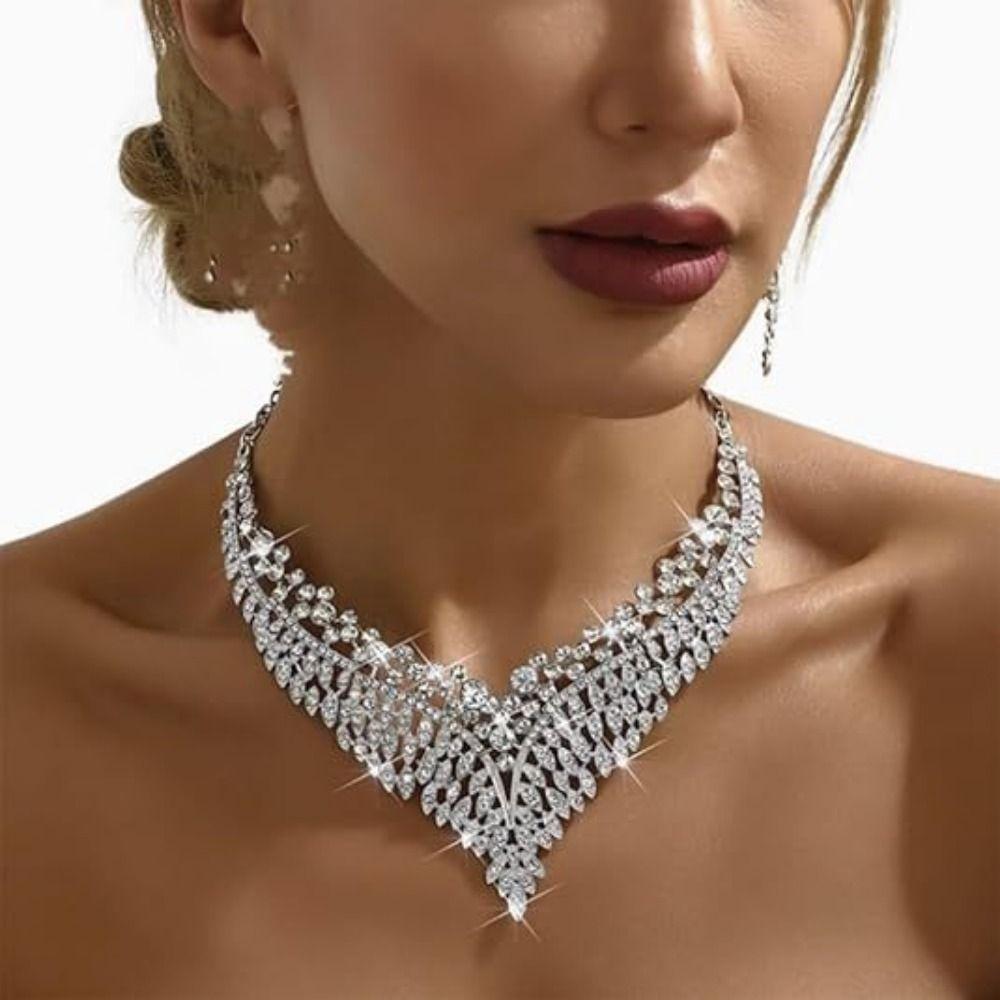 Exquisite Necklace Earring Set Fashion Clavicle Chain Europe America Style Jewelry Set  Women