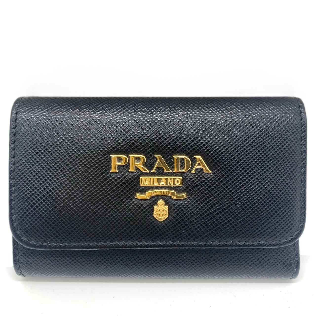 

Вживаний тримач для ключів PRADA шкіряний унісекс