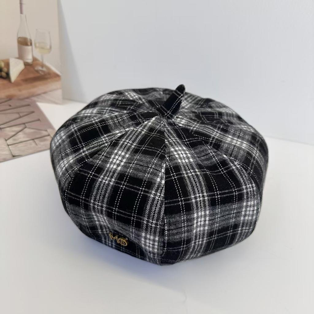 Plaid retro beret women's new British style versatile face small octagonal hat literary newsboy painter hat