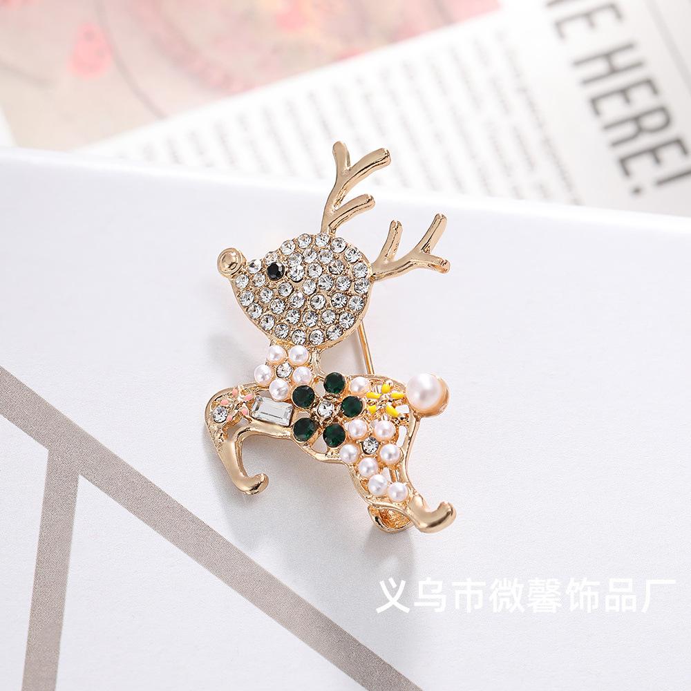 Deer Brooch Cute Diamond-encrusted Holiday Niche Design Corsage Decorative Accessories Coat Sweater Pin