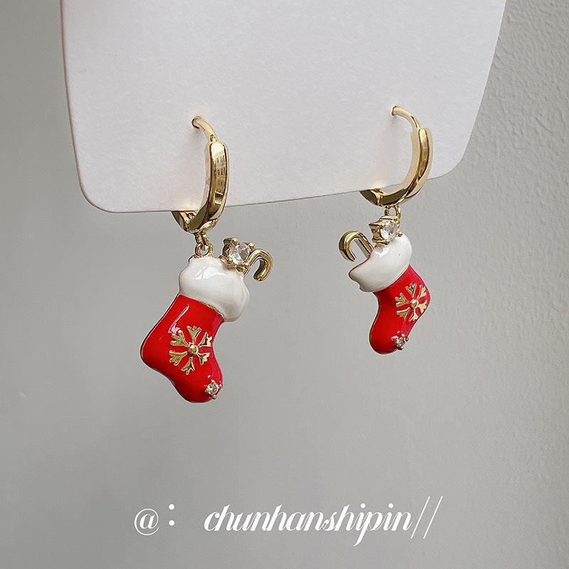 Christmas snowflake socks mosquito coil disc ear clips trendy and popular ear buckles niche design red earrings women's earrings