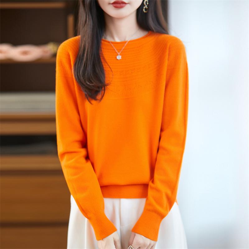 The New Autumn and Winter Style of Rolled-up Round-neck Loose-fitting Pullover Knitted Sweater with Long Sleeves Can Be Worn As A Base Layer