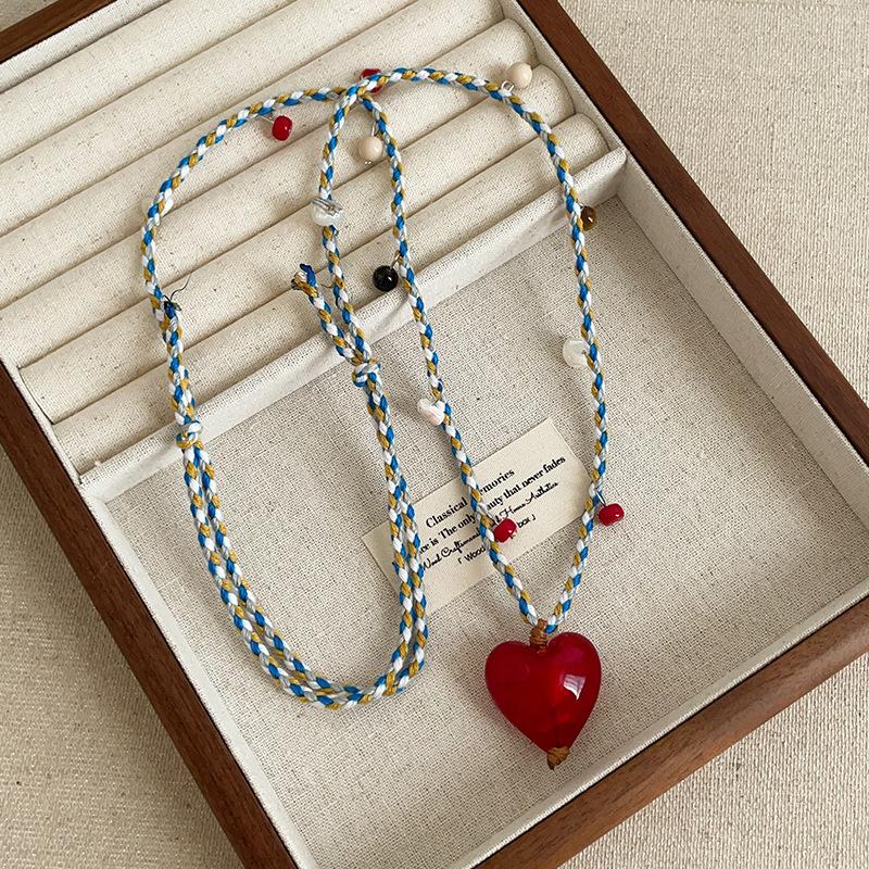 Handcrafted Red Resin Heart Bead Pendant Necklaces For Women Wide Mixed Color Adjustable Rope Sweater Chain Choker Wholesale