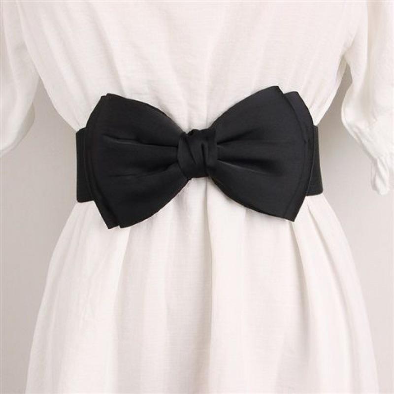 Unique Black Wide Waist Cincher For Women With Trendy Styles And Elegant Rhinestone Embellishments