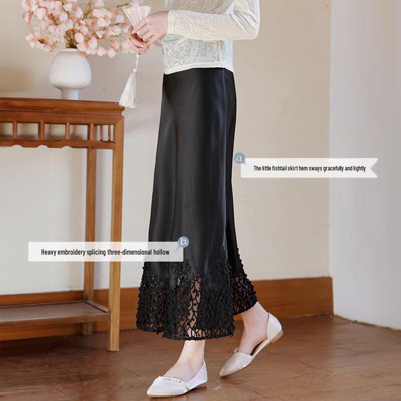 Elegant Embroidered New Chinese Style Black Satin Midi Skirt