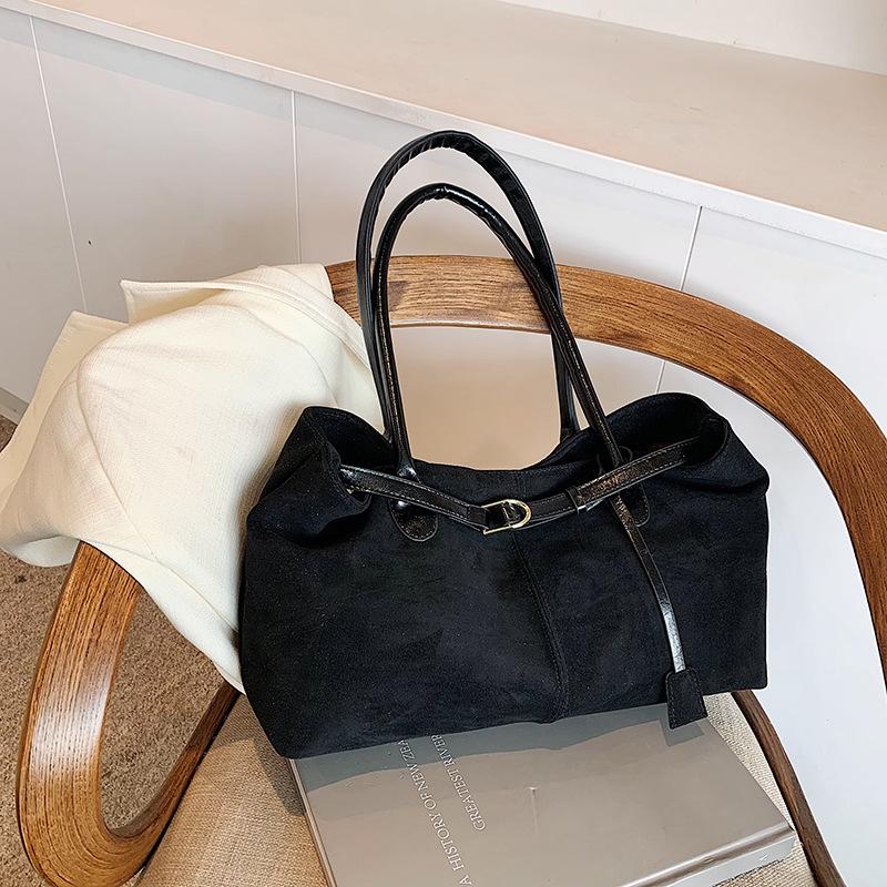 Large Capacity Matte Portable Commuter Bag Large Bag Women's New Retro Tote Bag Shoulder Armpit Bag