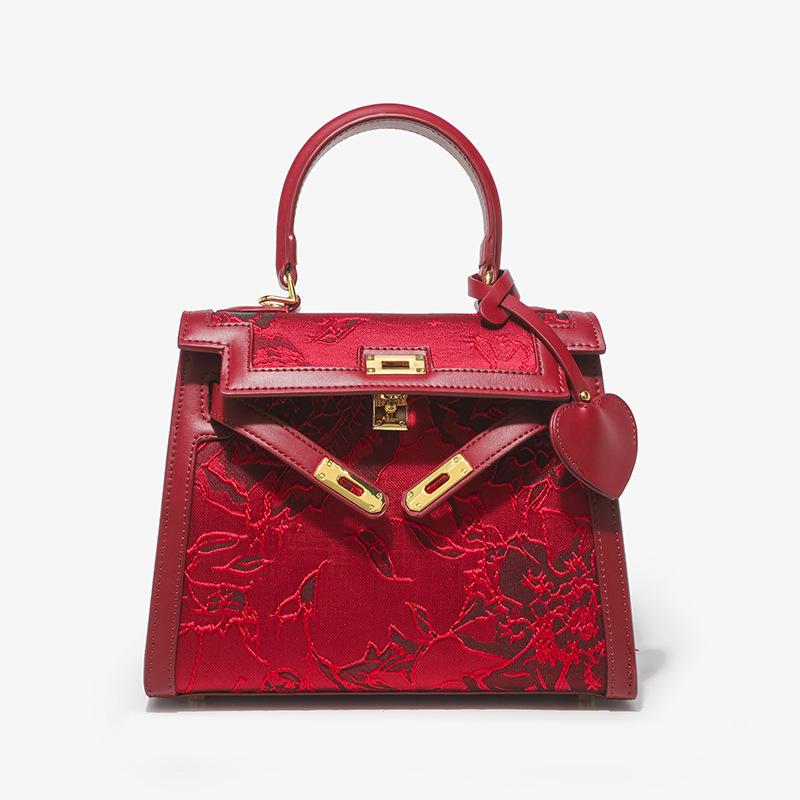 2025 Fall/Winter New Embroidered Kelly Bag, High-end Red Wedding Bag, Bridal Bag, Suitable for Daily Use by Women