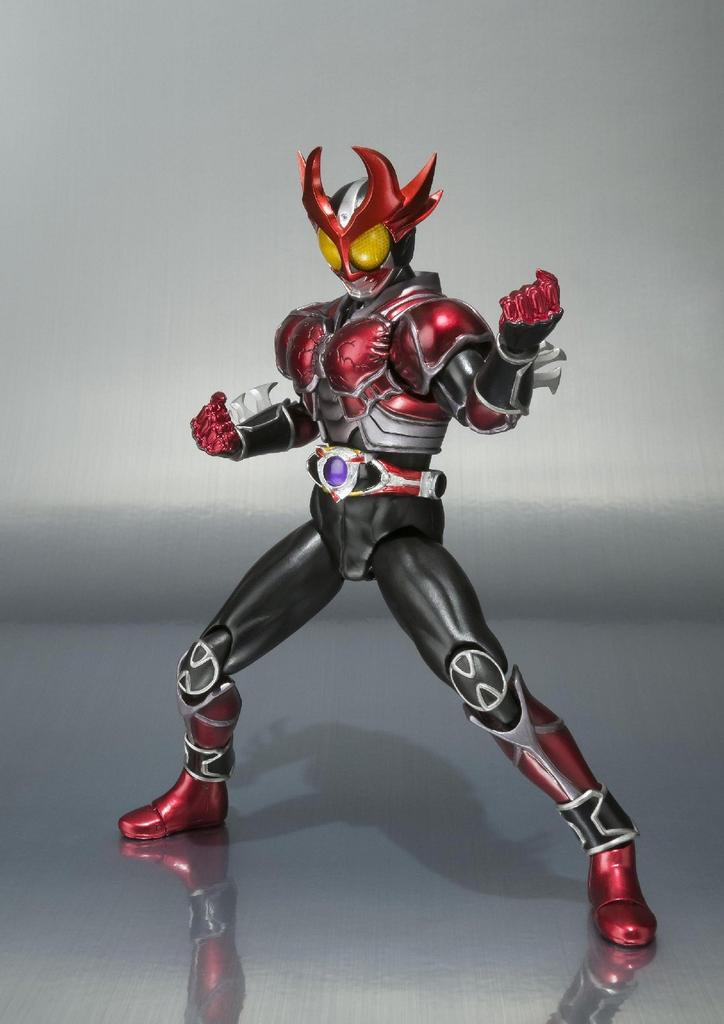 TAMASHII NATIONS Kamen Rider Agito Burning Form S.H.Figuarts