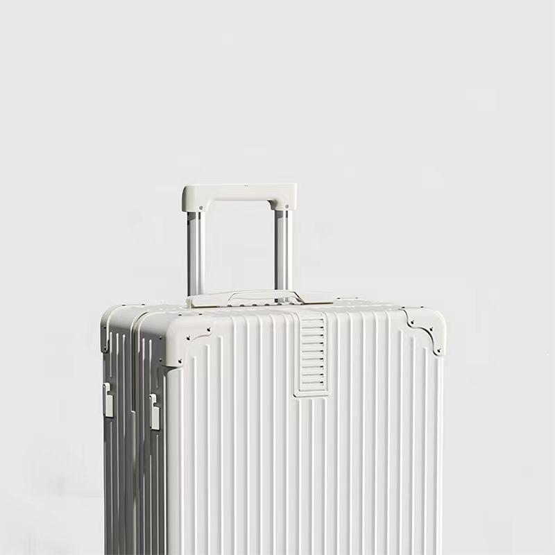 Leather Spinner Suitcase with Pull Handle, Large Capacity, Combination Lock - Perfect for Women, Men, and Students.