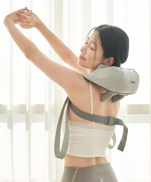 [Sloom] Hands-Free Heated Neck & Shoulder Massager (8809905020166)