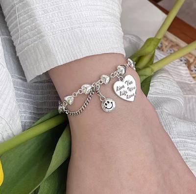 Neues Liebesarmband mit lächelndem Gesicht für Frauen, leichtes Luxus- und kleines Formdesign, trendiges Hip-Hop-Armband, gebrochener Silberarmband-Schmuck