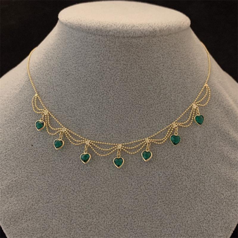 French Retro Court Style Super Fairy Love Green Crystal Zircon Clavicle Chain Female Design Sense Light Luxury Cold Wind Necklace