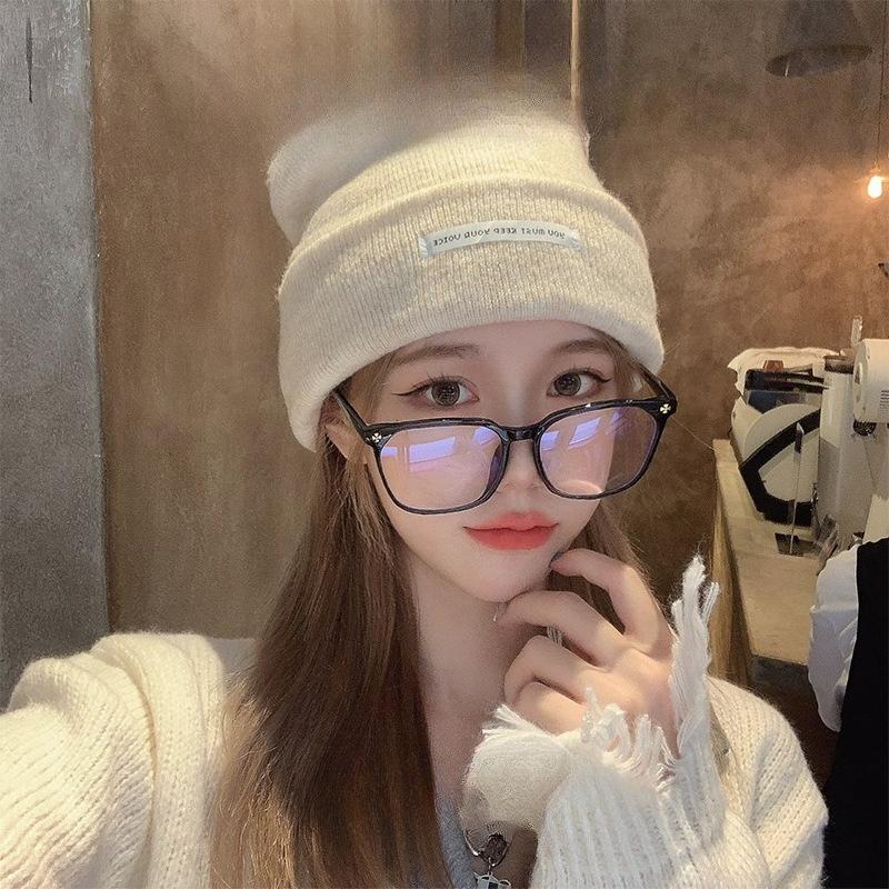 Face Showing Small Ing Personality Warm Knitted Hat for Women Breathable Ear Protection Travel and Play Fashion Korean Version of Men's Wool Hat