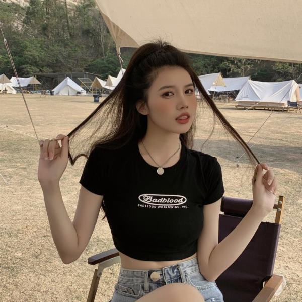 

Женский укороченный топ облегающего кроя с круглым вырезом и буквенным принтом, повседневная футболка с коротким рукавом, топ для занятий йогой, базовая рубашка M