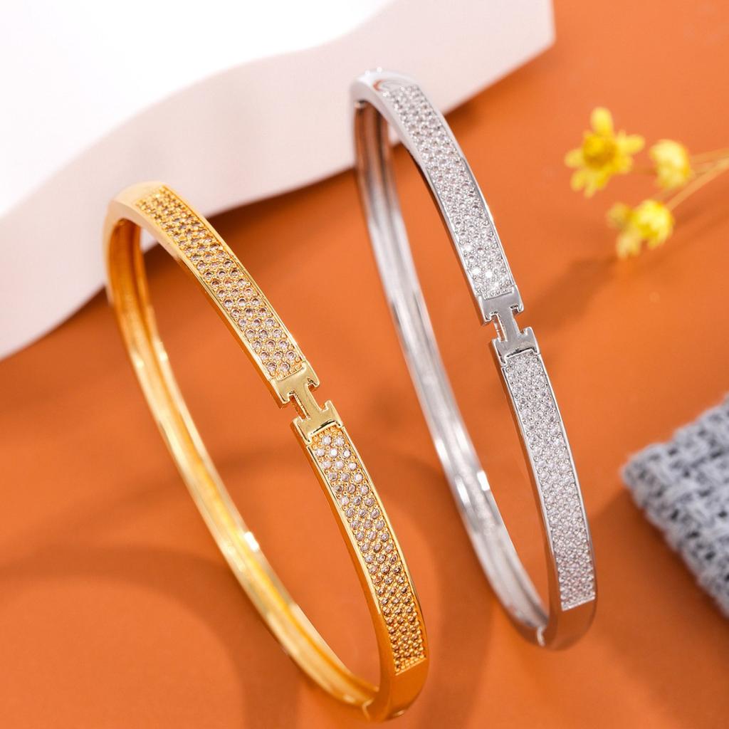New letter i elegant half circle diamond-encrusted women's bracelet bracelet jewelry holiday gift