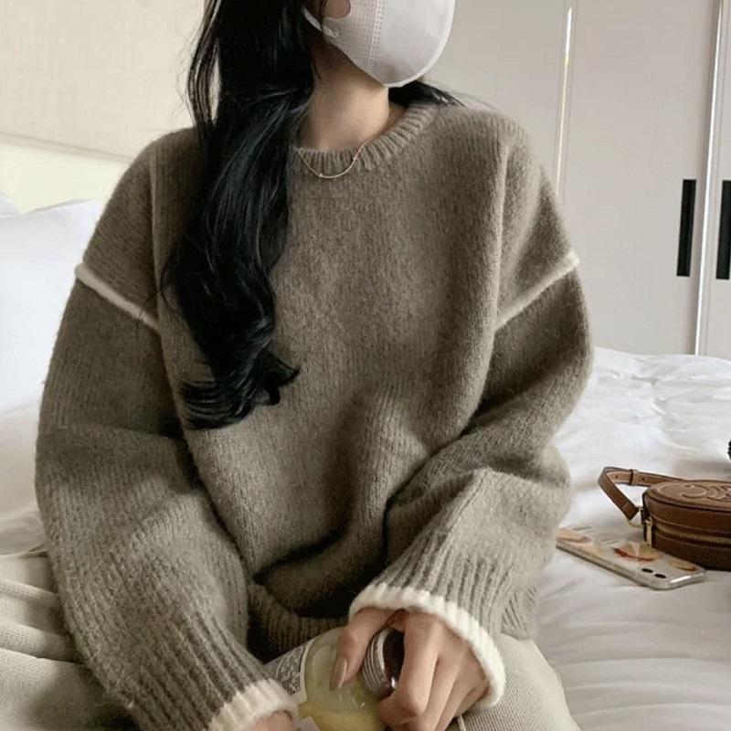 Autumn and Winter Sweater Women's Literary and Retro Loose and Simple Crew Neck Top Design Contrasting Color Versatile Pullover Knitted Sweater