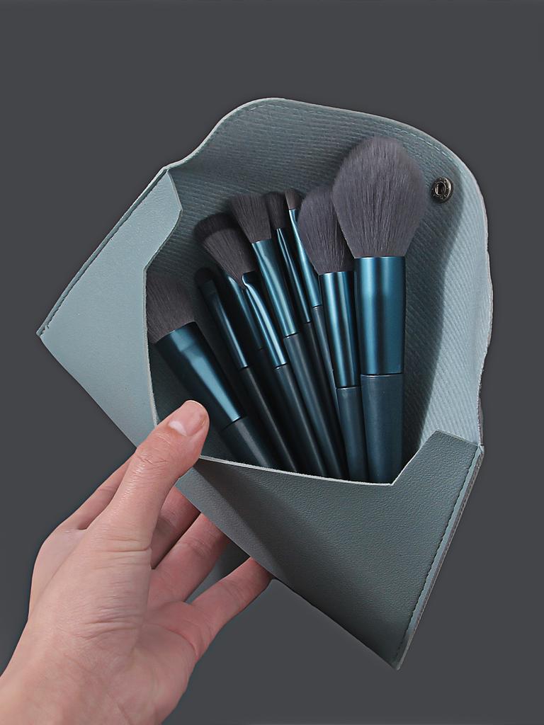 13PCS portable loose powder, blush, eyeshadow and concealer makeup brush set + large-capacity makeup brush storage bag
