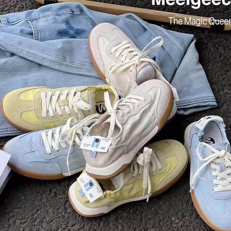 Internet Celebrity Explosion Increases Thick-soled German Training Shoes Women's 2025 Spring New Forrest Gump Shoes Flat-soled Sports and Leisure