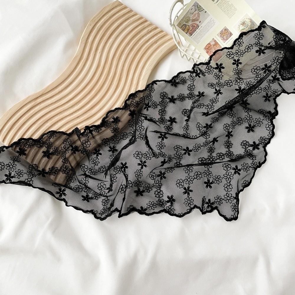 Retro Triangular Scarf Flower Pattern Lace Scarf Versatile Binder Scarf  for Women