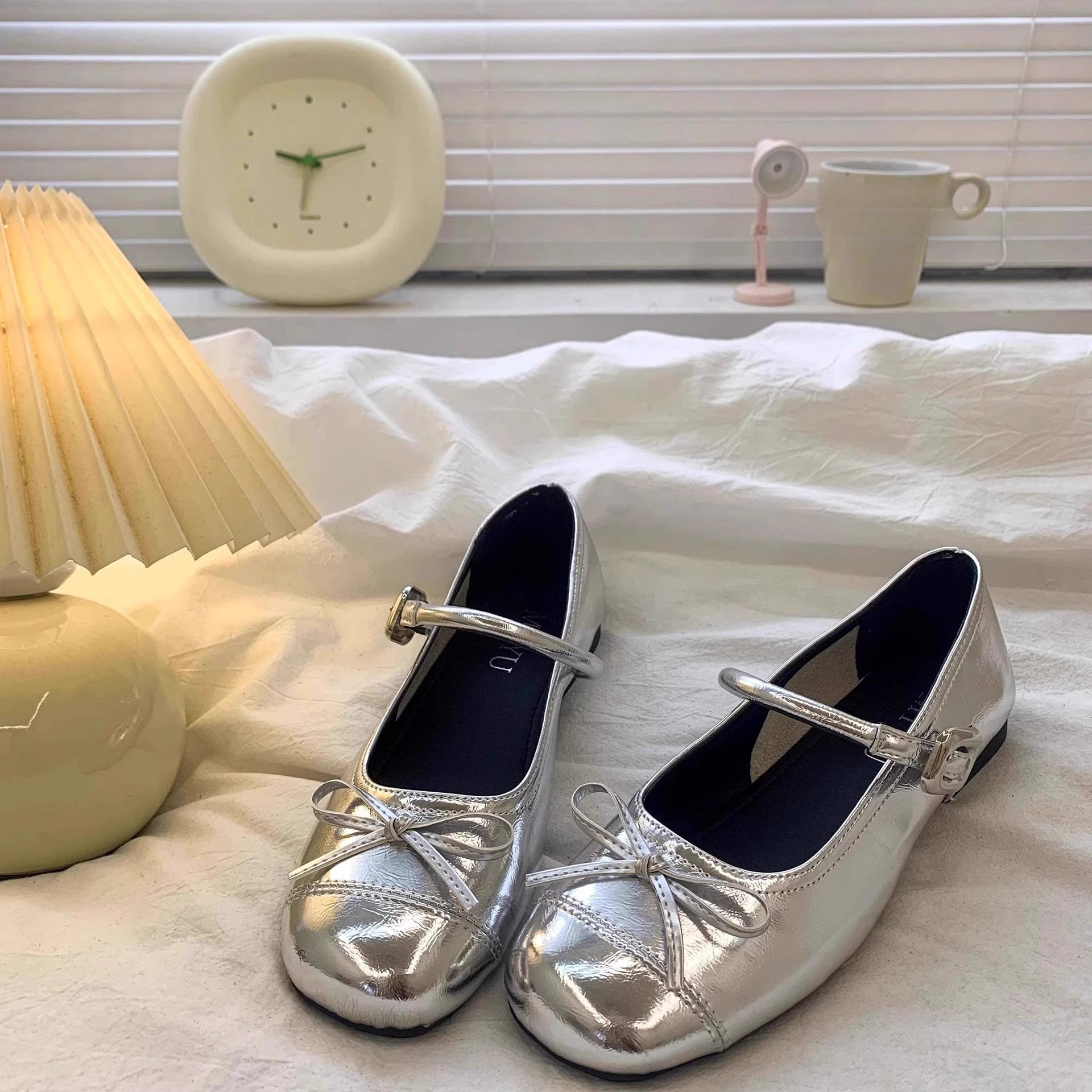 New Style Leather Shoes with Soft Soles, Low-cut Design, Suitable for Girls, Versatile Shoes 26 серебряный
