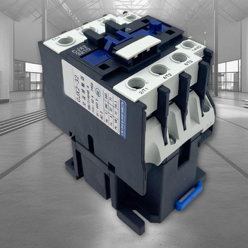 CJX2-3210 3 Phase Electric Power Contactor With Copper Coil And Silver Alloys Contacts For Industrial Lighting Systems