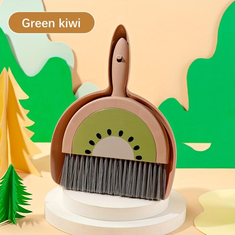 

1 Набор Мини-швабра и совок, Компактный для уборки стола и столешницы - Идеально подходит для спальни, кухни, гостиной - Забавный фруктовый дизайн (1 швабра + 1 совок)