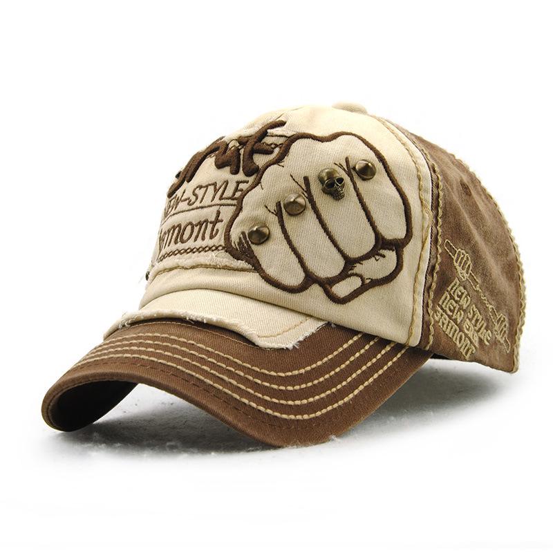 Trendy Letter Rivet Unisex Duckbill Baseball Cap
