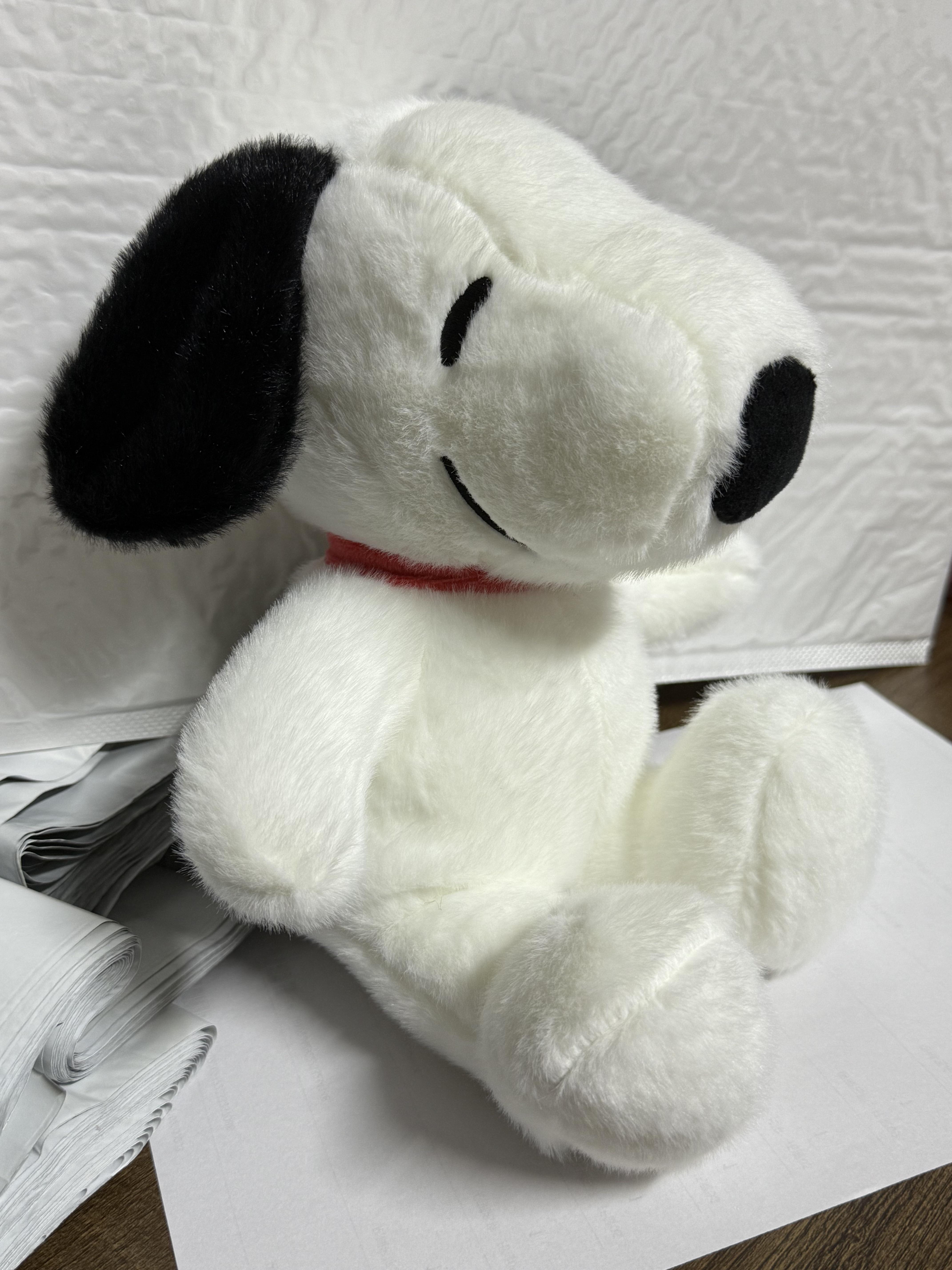 

30cm Snoopy Plush Toy Cuddly Snoopy Stuffed Cartoon Anime Comfortable Hug Plushies Birthday Gifts For Kid Girl