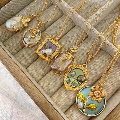 Vintage Oil Painting Natural Freshwater Pendant Fine Pearl Necklace Female Medieval Style Light Luxury Unique Female