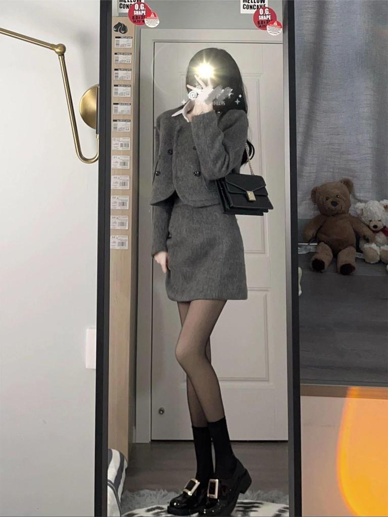 (original Quality) Woolen Suit Skirt, Autumn and Winter New Temperament, Small Short Coat, Two Women's Skirts