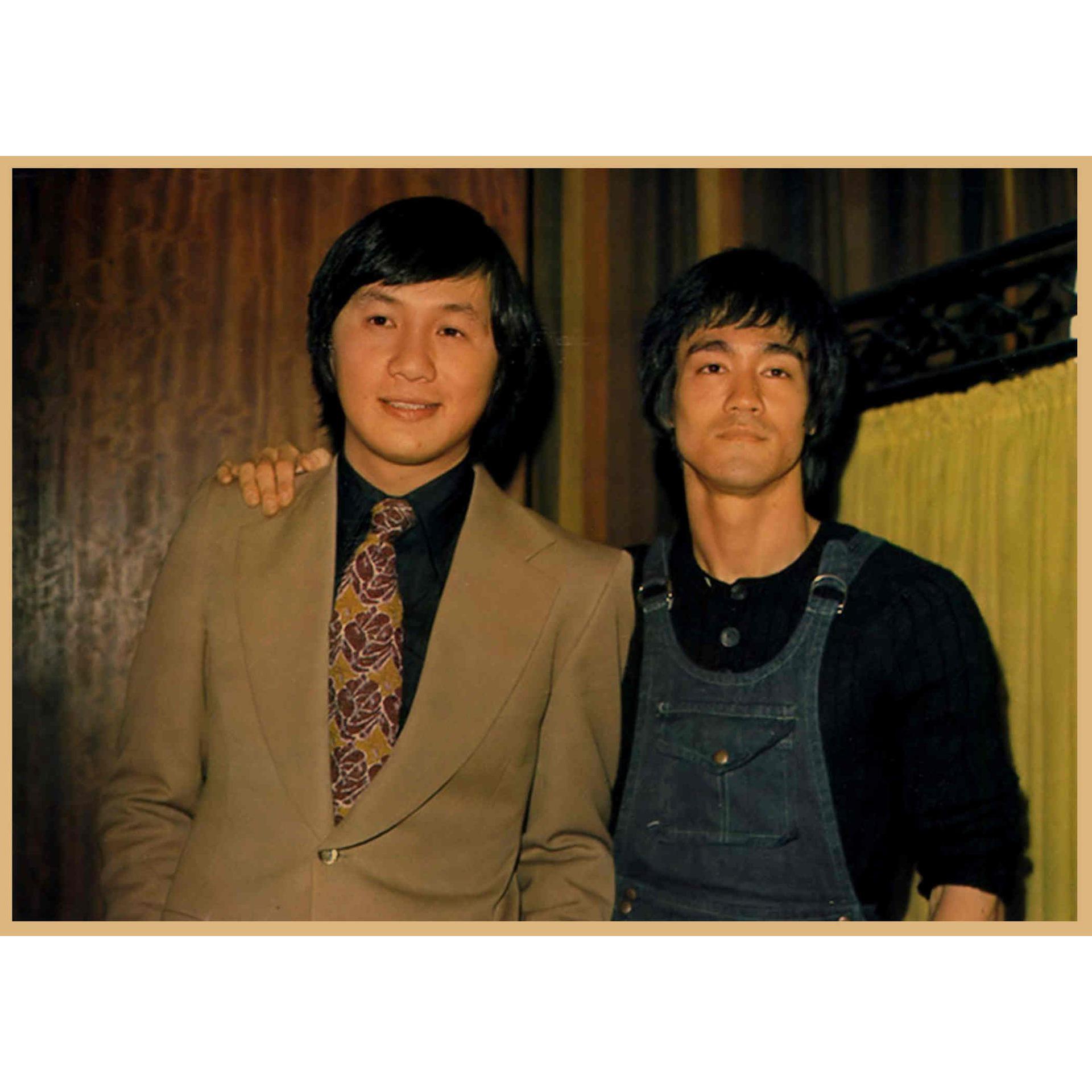 

Sam Hui 70s Hong Kong Classic Singer Nostalgic Photo Poster Wall Mural 443 29.7X42cm (A3 size)