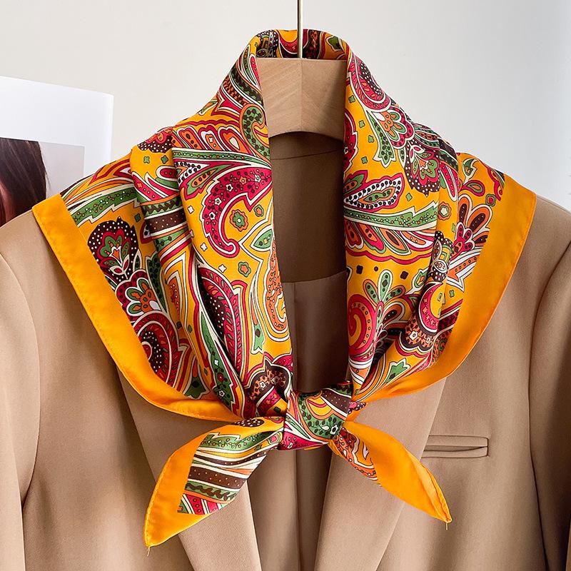 

Роскошный платок с принтом пейсли, мягкий атласный хиджаб-шарф для женщин, бандана, головной платок, квадратная повязка для волос, шейные платки для леди 70X70CM